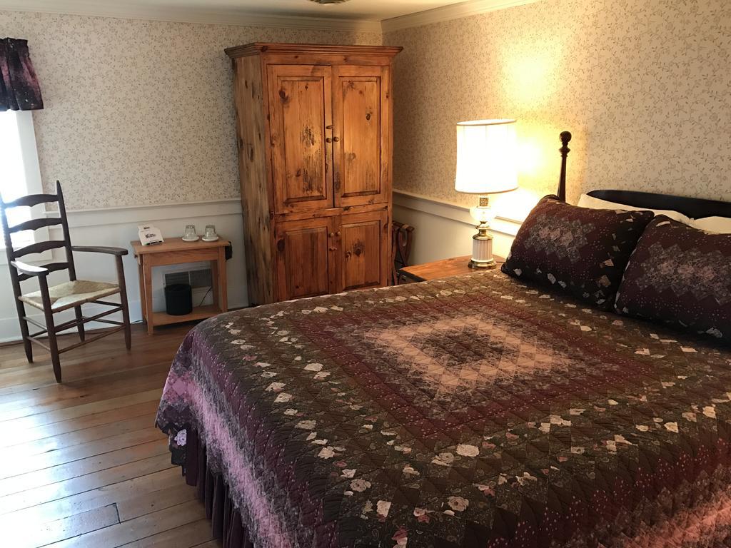 Bed & Breakfast Baladerry 3*